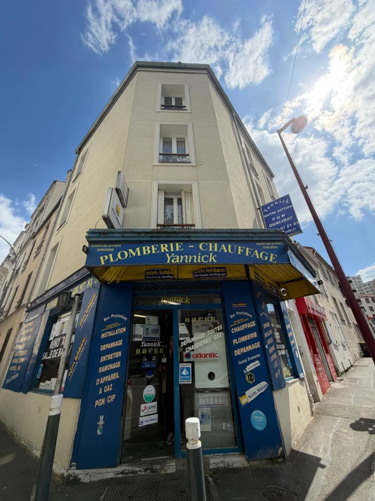 La boutique Yannick Plomberie & Chauffage, 22 avenue Faidherbe aux Lilas